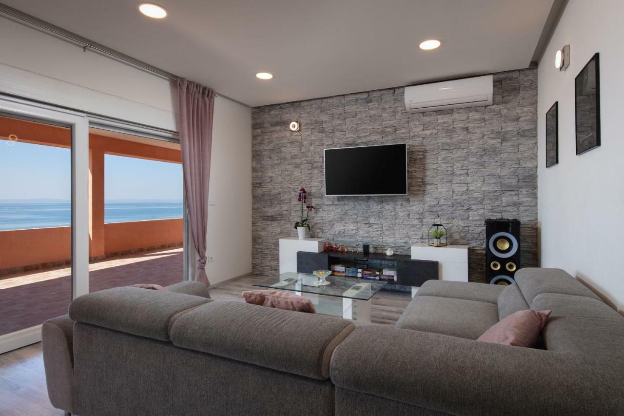 Luxury Apartment Nora Подстрана Екстер'єр фото