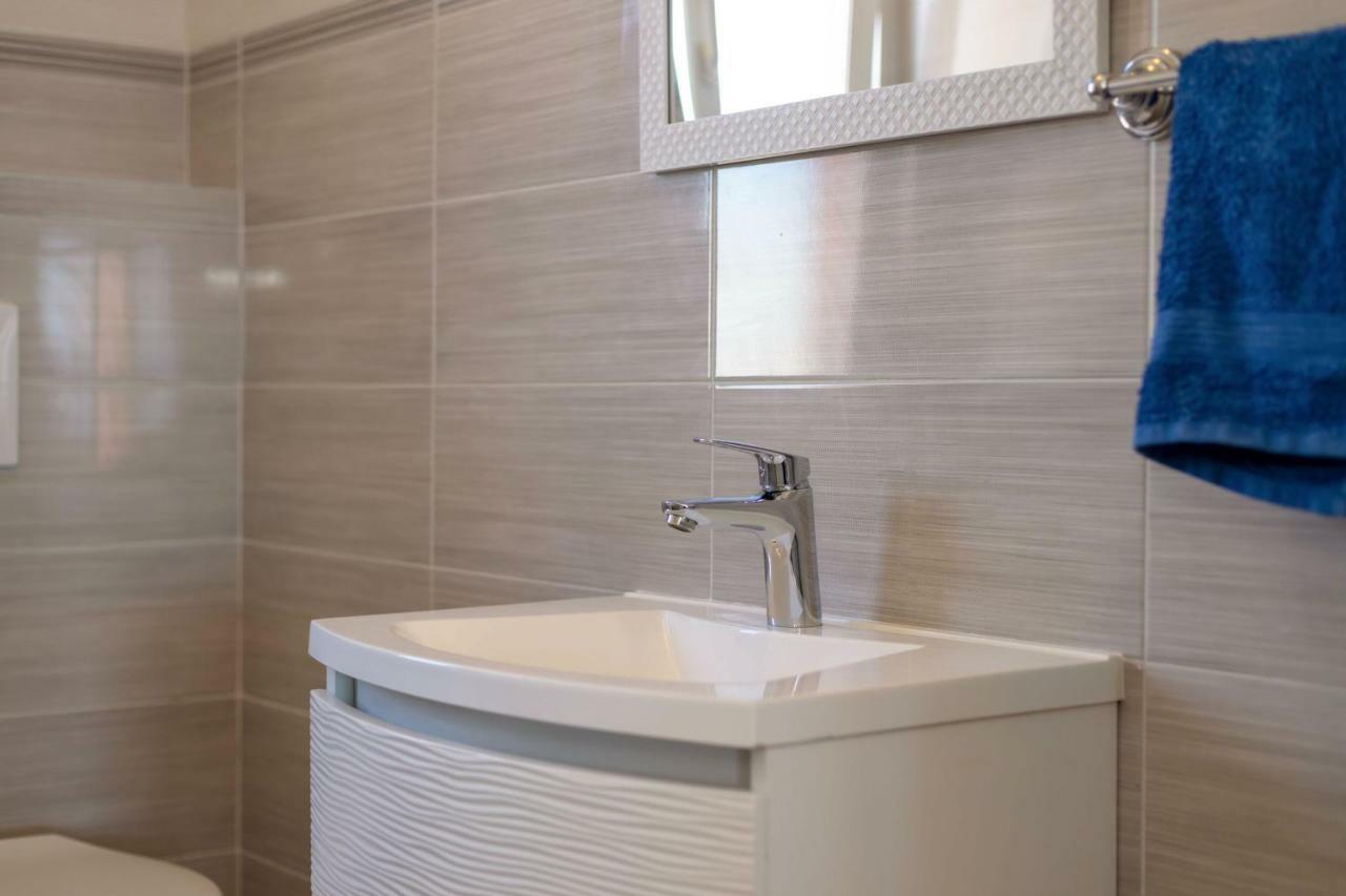 Luxury Apartment Nora Подстрана Екстер'єр фото