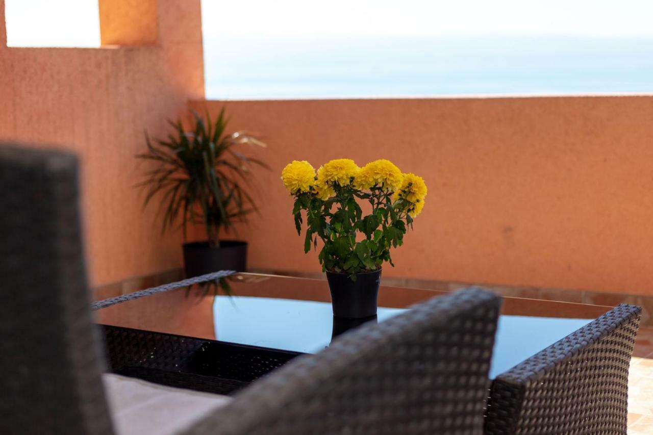 Luxury Apartment Nora Подстрана Екстер'єр фото